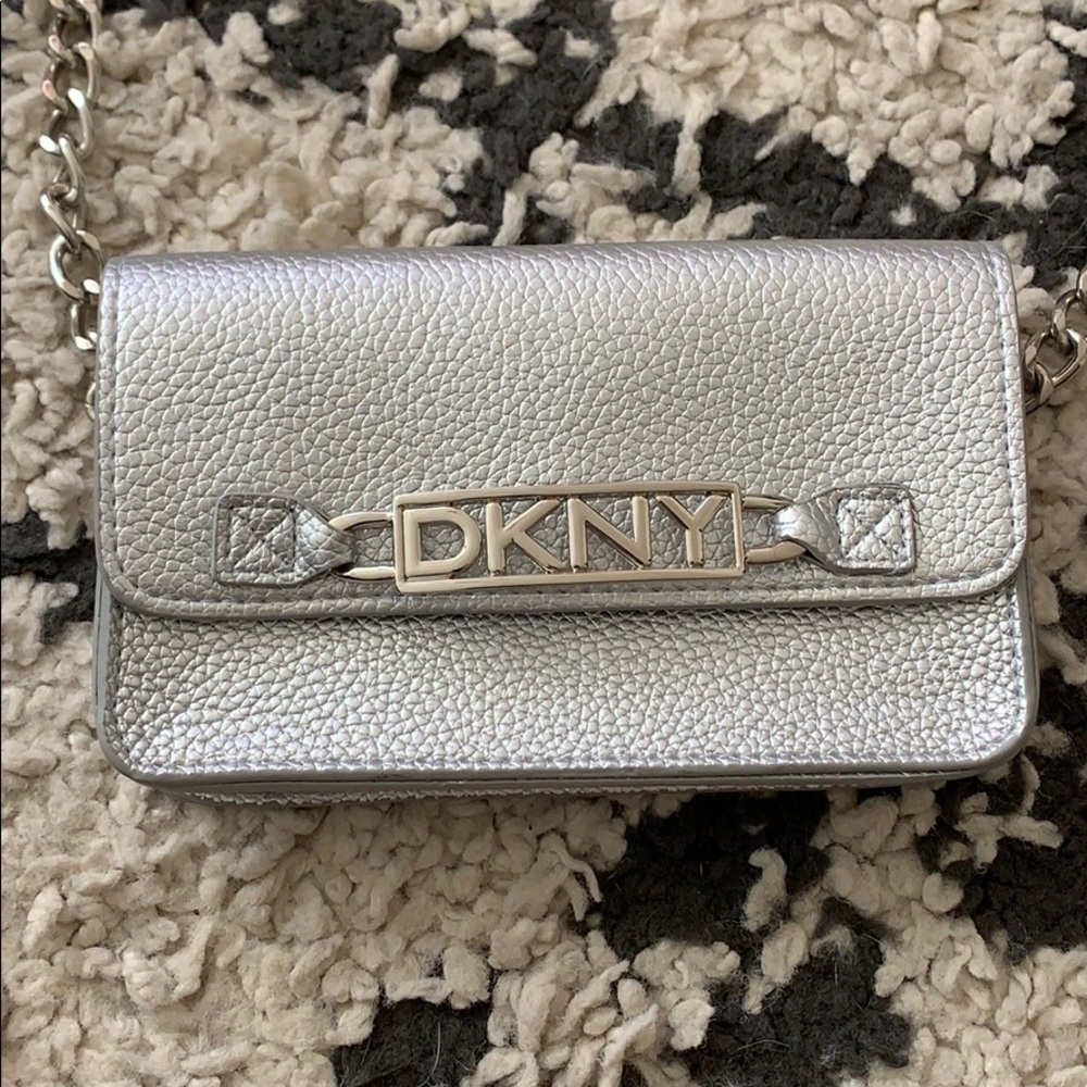 DKNY amazing belt bag!